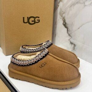 New UGG Tasman Slipper Chestnut